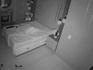 voyeurcam-casa-salsa-bedroom-10