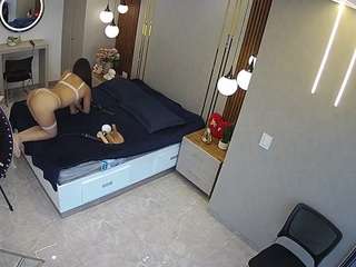 voyeurcam-casa-salsa-bedroom-10