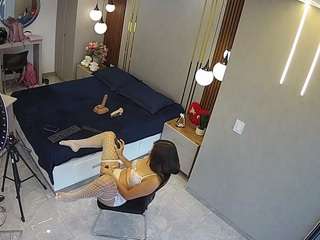 voyeurcam-casa-salsa-bedroom-10