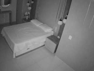 voyeurcam-casa-salsa-bedroom-10