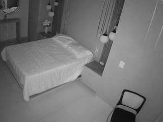 voyeurcam-casa-salsa-bedroom-10