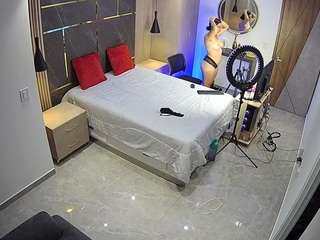 voyeurcam-casa-salsa-bedroom-11