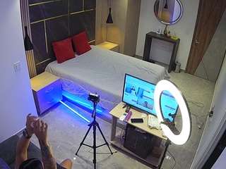 voyeurcam-casa-salsa-bedroom-11