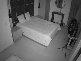 voyeurcam-casa-salsa-bedroom-11