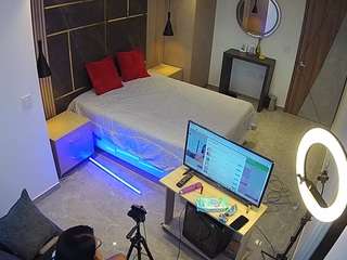 camsoda voyeurcam-casa-salsa-bedroom-11