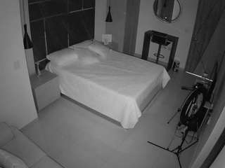 camsoda voyeurcam-casa-salsa-bedroom-11