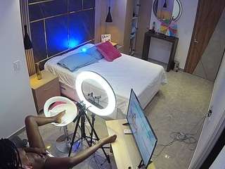 Instabang camsoda voyeurcam-casa-salsa-bedroom-11