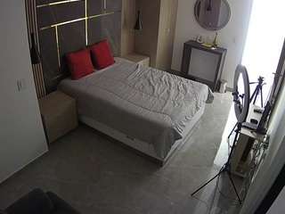 Emilybrowm camsoda voyeurcam-casa-salsa-bedroom-11