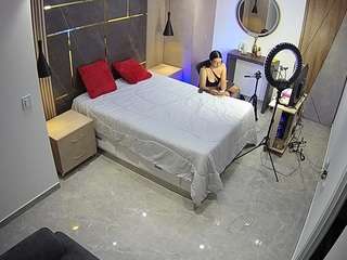 camsoda voyeurcam-casa-salsa-bedroom-11