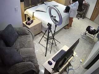 voyeurcam-casa-salsa-bedroom-11
