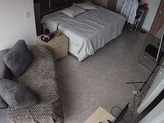 voyeurcam-casa-salsa-bedroom-11