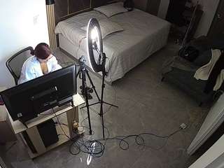 voyeurcam-casa-salsa-bedroom-11