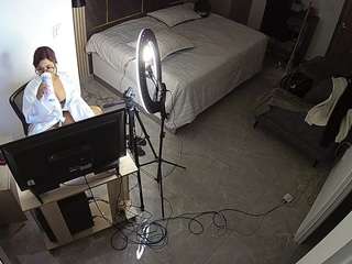 voyeurcam-casa-salsa-bedroom-11