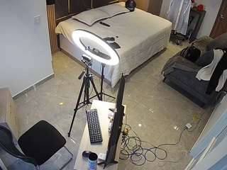 voyeurcam-casa-salsa-bedroom-11