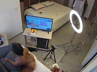 voyeurcam-casa-salsa-bedroom-11