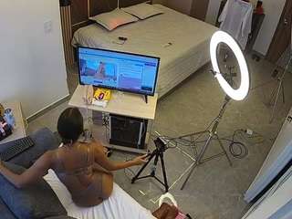 voyeurcam-casa-s... Live Webcam on CamSoda
