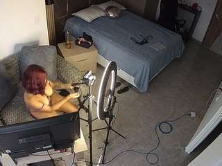 voyeurcam-casa-salsa-bedroom-11