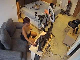 voyeurcam-casa-salsa-bedroom-11