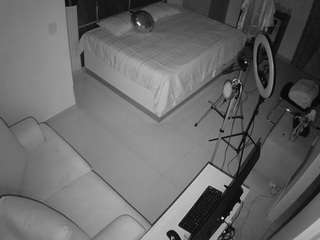 voyeurcam-casa-salsa-bedroom-11