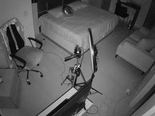 voyeurcam-casa-salsa-bedroom-11