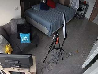 voyeurcam-casa-salsa-bedroom-11