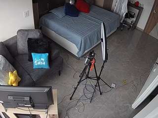 voyeurcam-casa-salsa-bedroom-11
