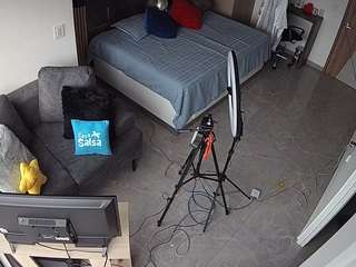 voyeurcam-casa-salsa-bedroom-11