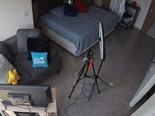 voyeurcam-casa-salsa-bedroom-11