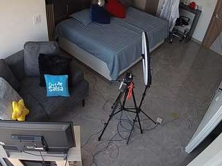 voyeurcam-casa-salsa-bedroom-11