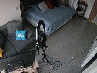voyeurcam-casa-salsa-bedroom-11