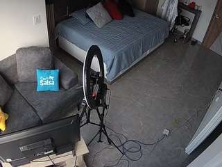 voyeurcam-casa-salsa-bedroom-11