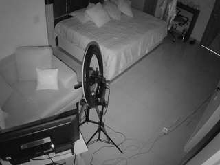 voyeurcam-casa-salsa-bedroom-11
