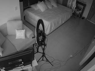 voyeurcam-casa-salsa-bedroom-11