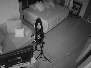 voyeurcam-casa-salsa-bedroom-11