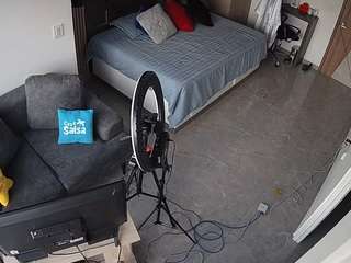 voyeurcam-casa-salsa-bedroom-11
