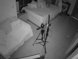 voyeurcam-casa-salsa-bedroom-11