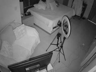 voyeurcam-casa-salsa-bedroom-11