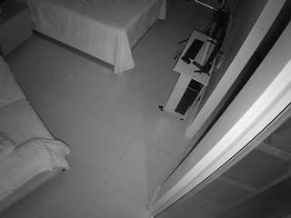 voyeurcam-casa-salsa-bedroom-11