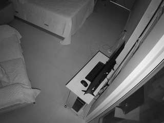 voyeurcam-casa-salsa-bedroom-11
