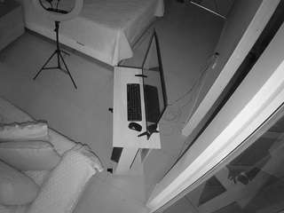 voyeurcam-casa-salsa-bedroom-11