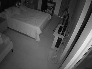 voyeurcam-casa-salsa-bedroom-11