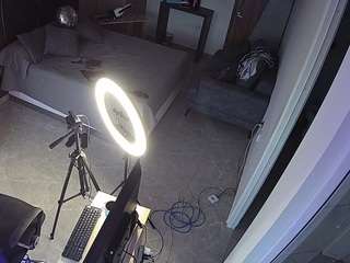 voyeurcam-casa-salsa-bedroom-11