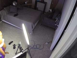 voyeurcam-casa-salsa-bedroom-11