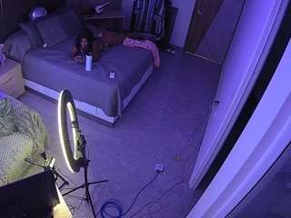 voyeurcam-casa-salsa-bedroom-11
