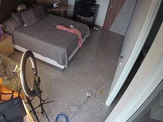 voyeurcam-casa-salsa-bedroom-11