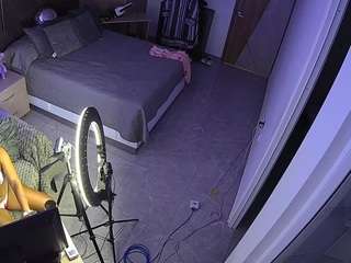 voyeurcam-casa-salsa-bedroom-11