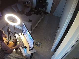 voyeurcam-casa-salsa-bedroom-11