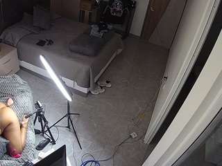 voyeurcam-casa-salsa-bedroom-11