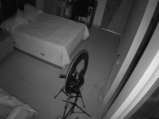 voyeurcam-casa-salsa-bedroom-11 camsoda