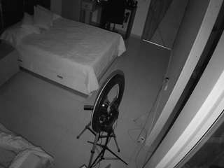 voyeurcam-casa-salsa-bedroom-11 camsoda